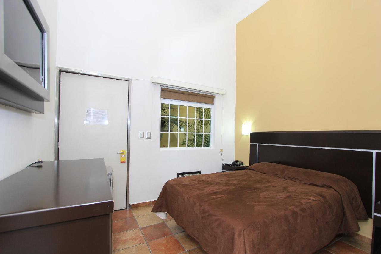 Hotel 5 inn Silao Exterior foto